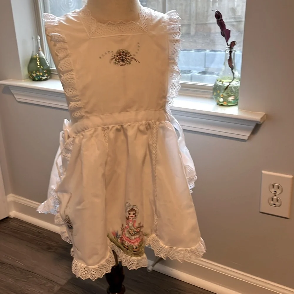 Vintage Hand Painted Girls Apron - Picture 1 of 7